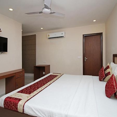 Oyo Hotel Blu Pebbles Near Delhi Airport New Delhi Luaran gambar