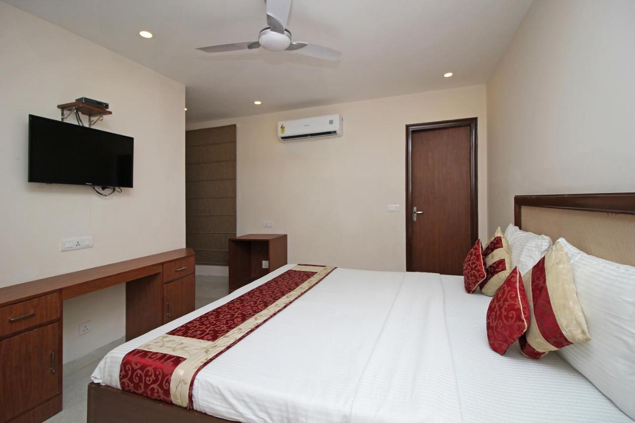 Oyo Hotel Blu Pebbles Near Delhi Airport New Delhi Luaran gambar